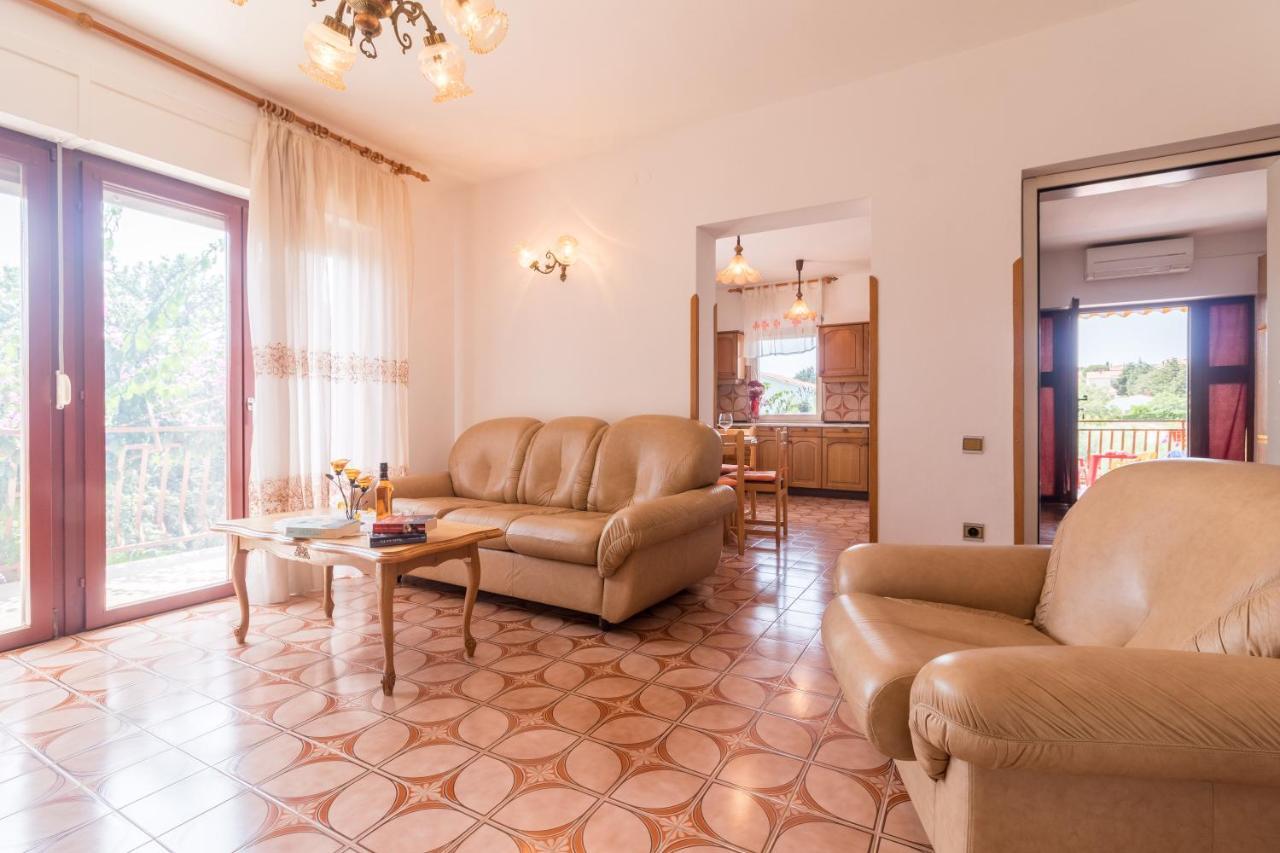 Apartments Ivica 1706 Ližnjan Kültér fotó